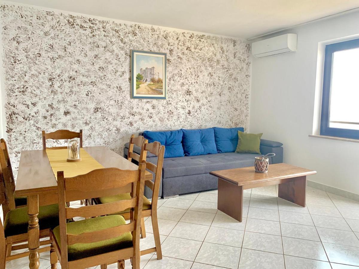 Apartment Ferias Senj  Esterno foto